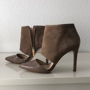 Banana republic taupe heels